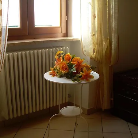 In Brenzone Sul Garda Mit Grill, Garten Und Terrasse Und Seeblick * Sommavilla